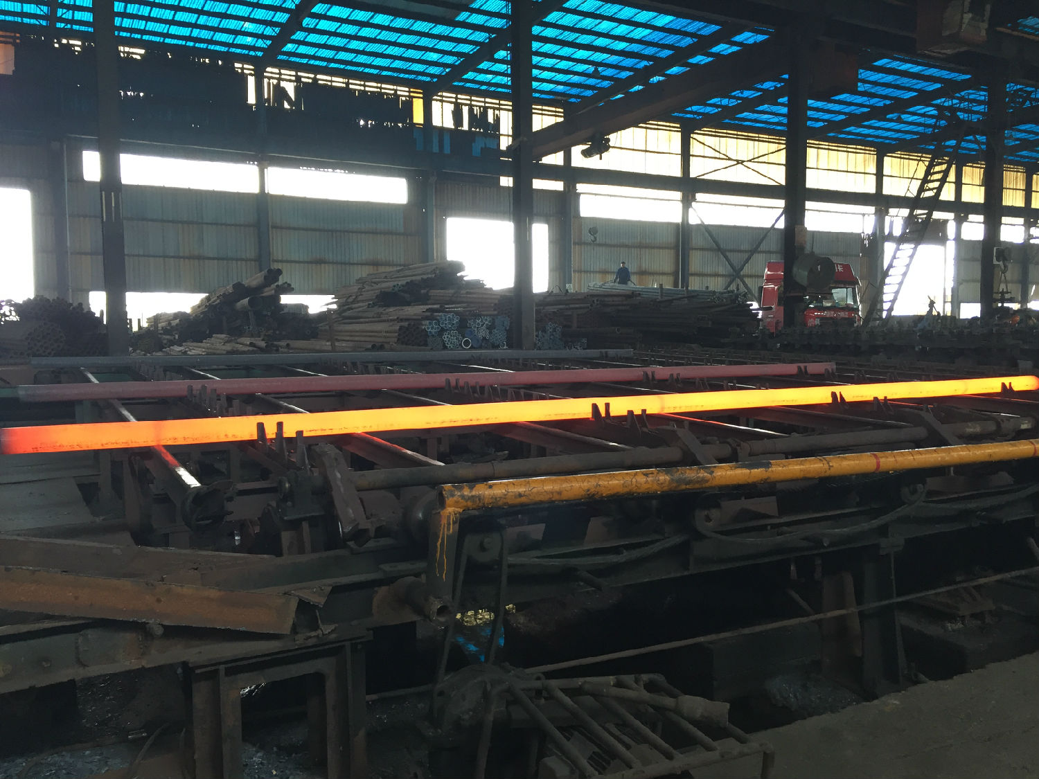 梅州无缝钢管厂家生产线